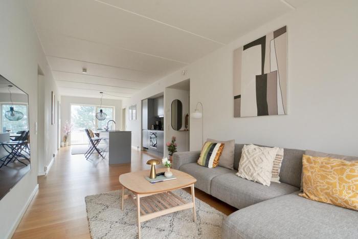 4 Bedroom Flat in Trendy Islands Brygge w 2 baths