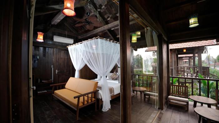 The Palm Tree Bungalow