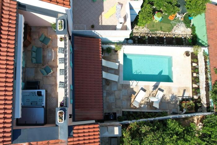 Heritage Holiday Home Rafica 365 Wellness Retreat