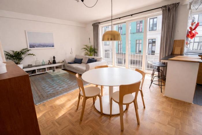 Bright & Stylish City Escape Ghent