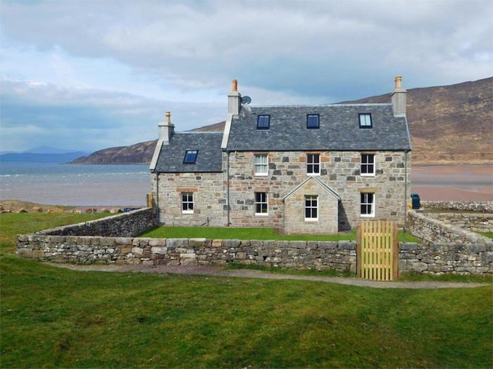 6 Bed in Strathcarron oc-ca343