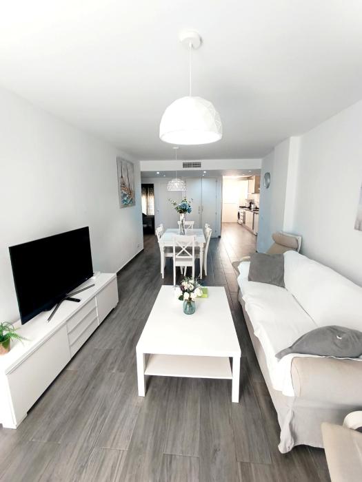 Apartamento centro Torremolinos con Parking