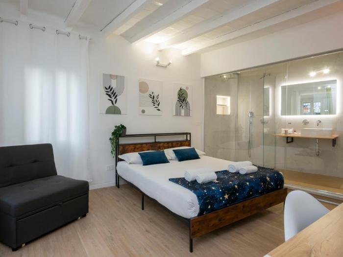 I-Host Ornato - Spacious 2BR Apt for 10 Guests with 3 Bathrooms