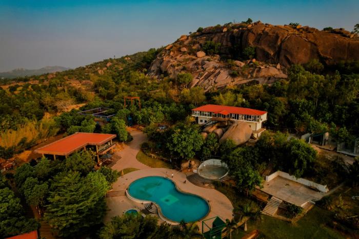 Utsav Club and Resort