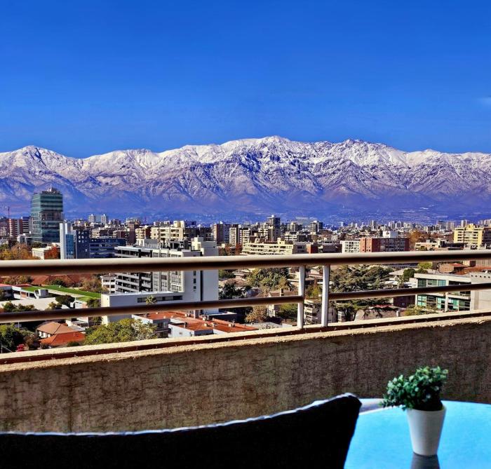 Top apartment, Great Balcony, Andes View, Parking