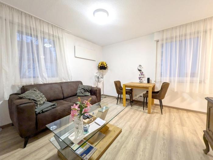 Fellbach Homely Private-Entry Flat near Stuttgart