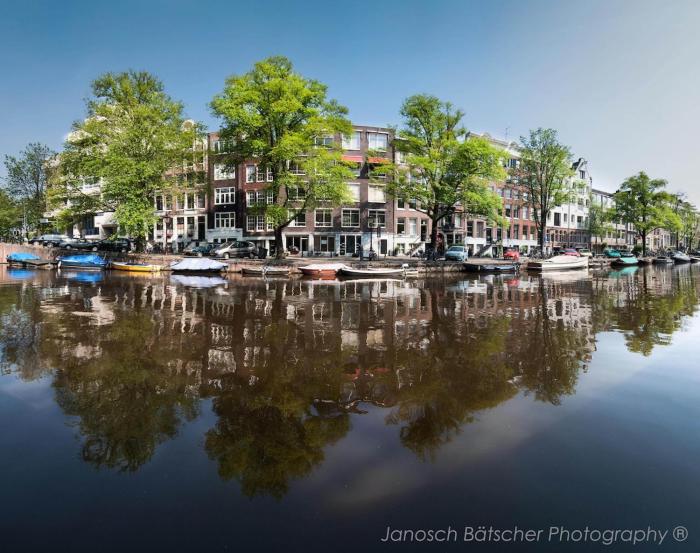 Houseboat on the Nieuwe Keizersgracht