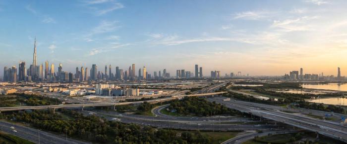 Luxury 1BR at The Crest-Sobha with Dubai Skyline Views & Personalized Hosting