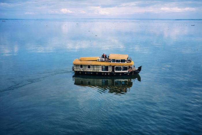 KH Houseboats