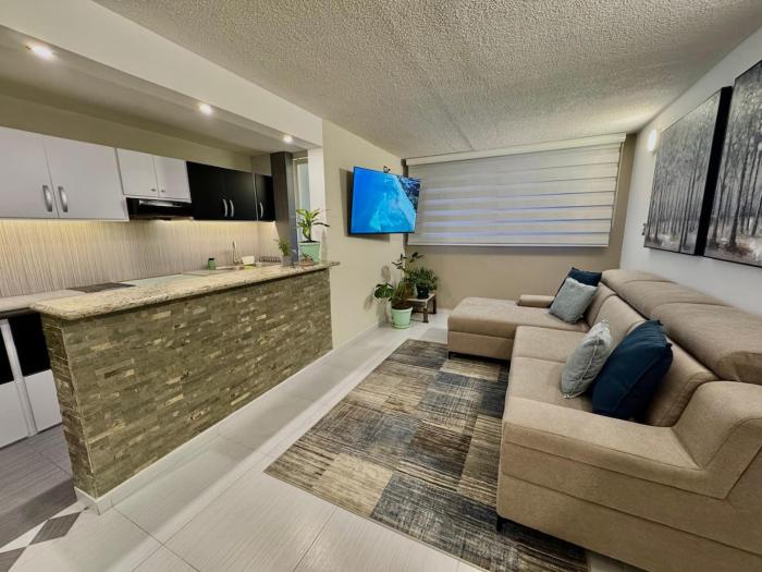 Modern apartment with electric backrest, El Campito