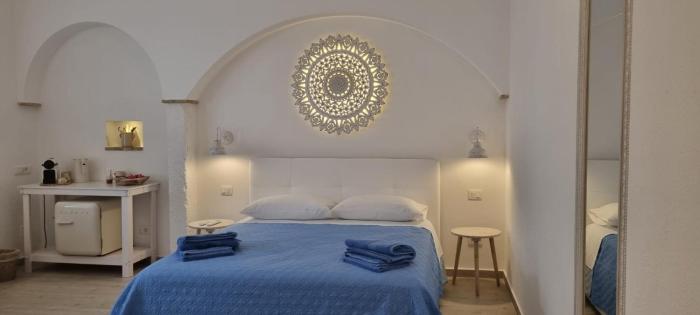Le Stanze a Le Castella sul mare Camere nuove in stile mediterraneo