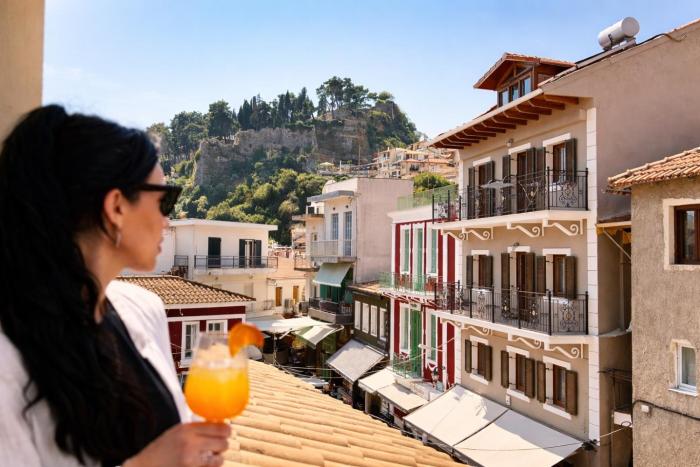 Harbor Maisonette , Parga Center