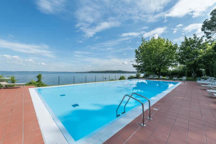 MGH- Lake Serenity Apartment