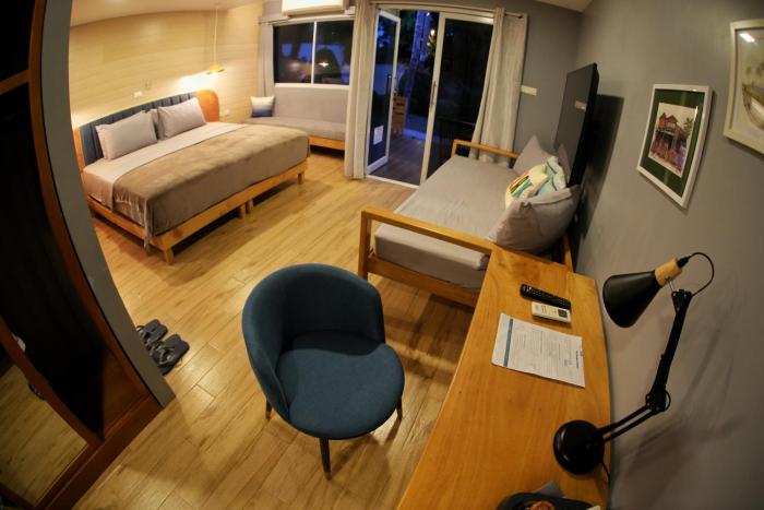 Silver Reef Dive Resort