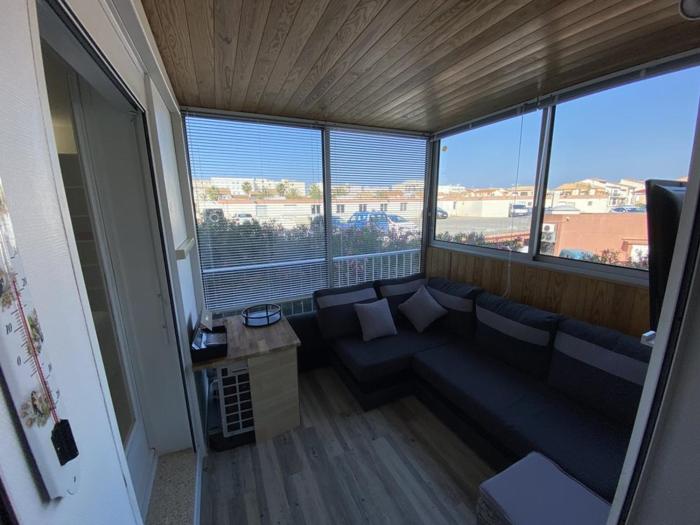Appartement avec climatisation, terrasse, parking - 4 pers. - FR-1-874-23
