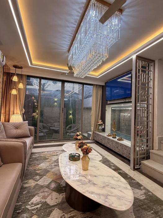 Luxury Villa 3BHK Pool Dining Aesthetic Stay!