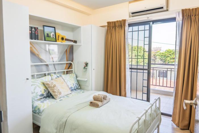 J Suites