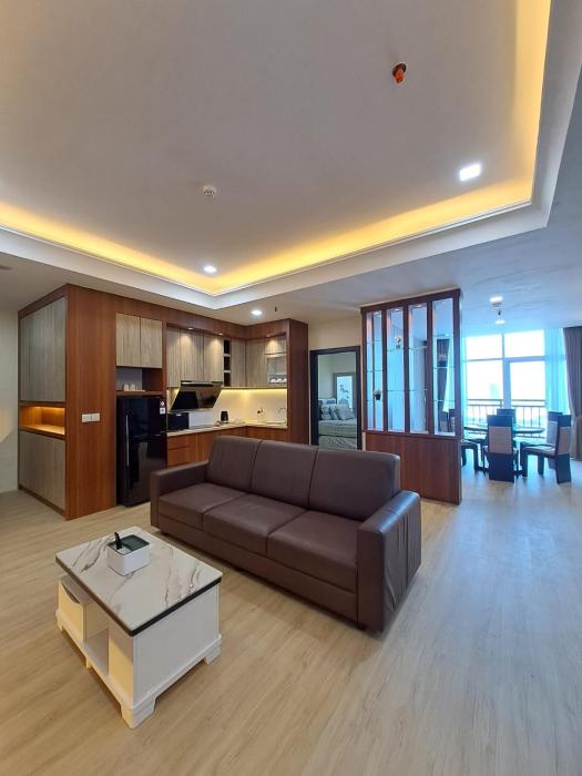 STARHOME NEWLY RENOVATED 115M2 HIGH FLOOR Formosa Residence