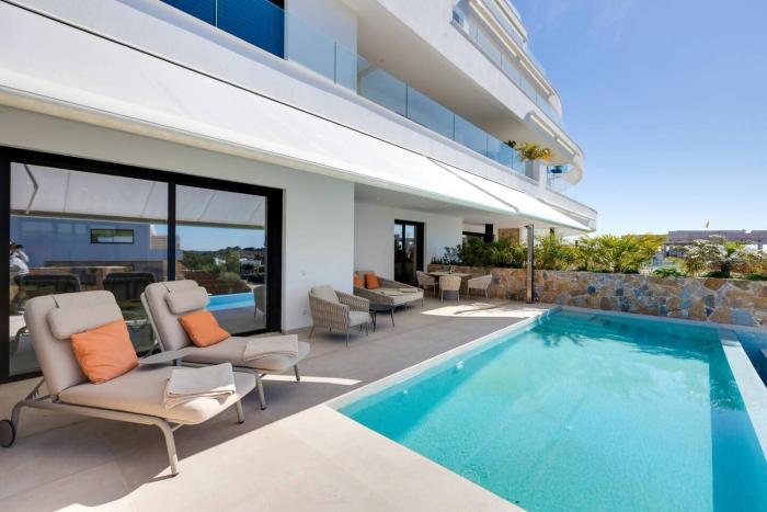 Exclusivo piso con piscina privada climatizada