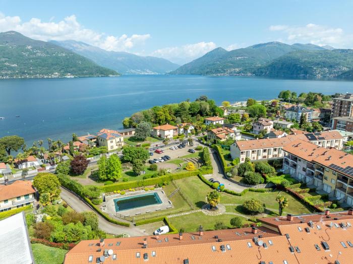 Casa Ester a due passi dal lago