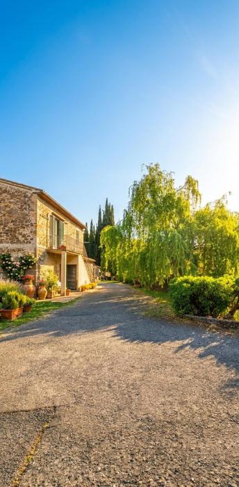 Dalla Marina Country Farm