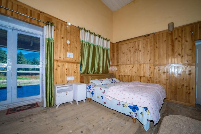 Forest Rest House Gahan