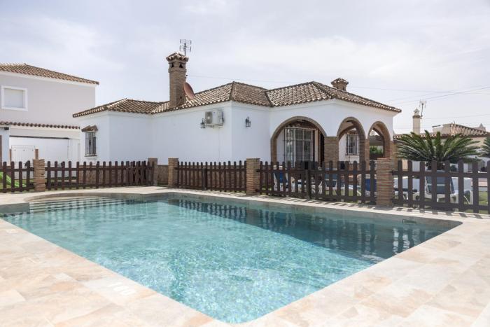 Casa Familiar La Lobita 1