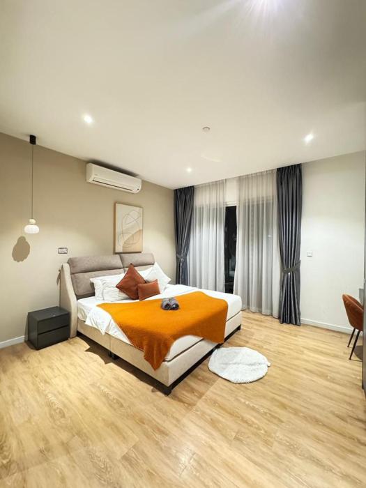 Agile KLCC service residence TRx by KL