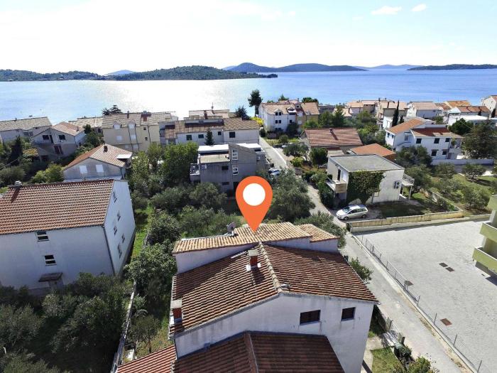 Apartments Diana Lovetovo