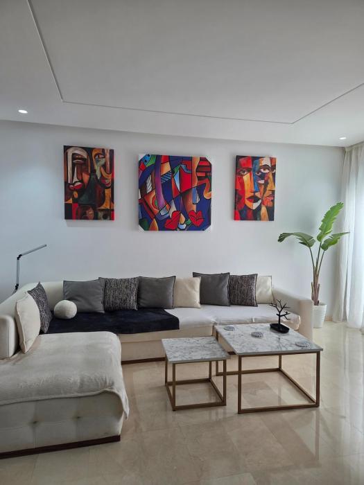Le Cubist Casablanca