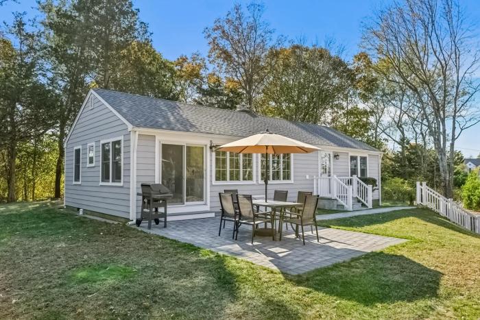 Steps to Beach + Sunset Views! East Marion Home