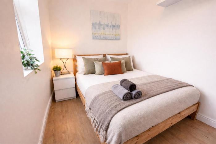 Stylish 3-Bedroom Apartment Near Aldgate, Brick Lane, and Shoreditch