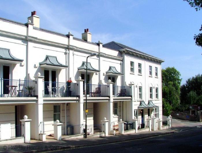 3 Bed in Torquay oc-hesmew