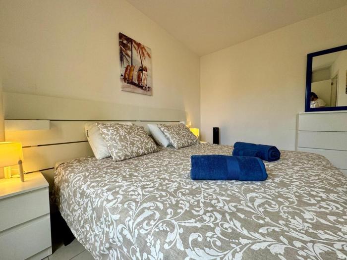 Relax near the sea and downtown Corralejo