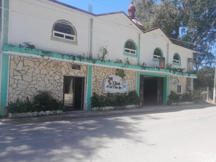 Hotel Ribiera del Lago Peten Itza