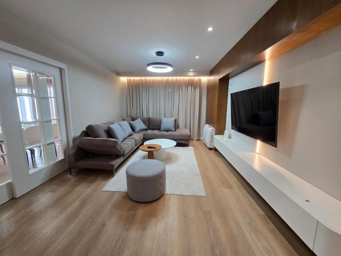 Elite Central Apartment