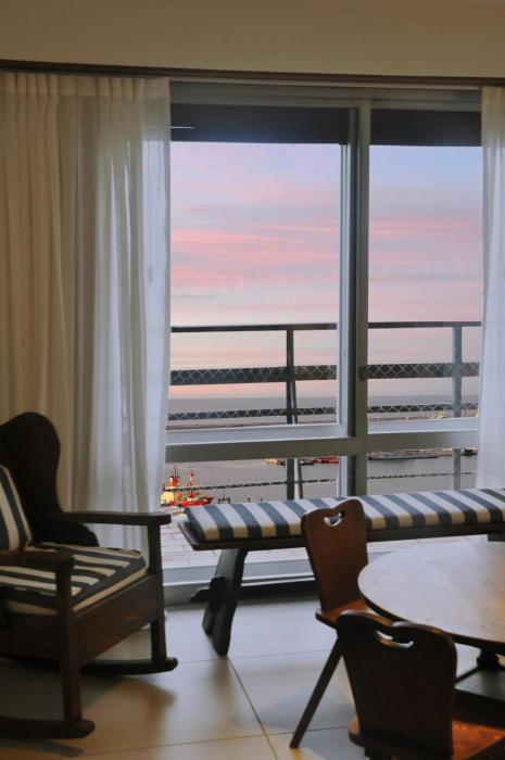 BT Homes - Muy Amplio & Vista Frente al Mar - Playa Grande