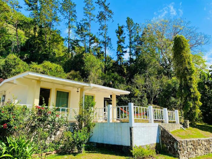Guest house in nature with large garden and patio, El Valle
