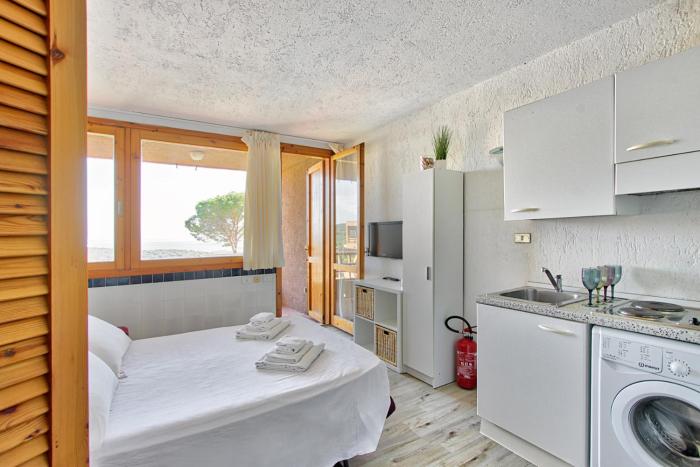 Cozy Sea View Studio in Costa Smeralda