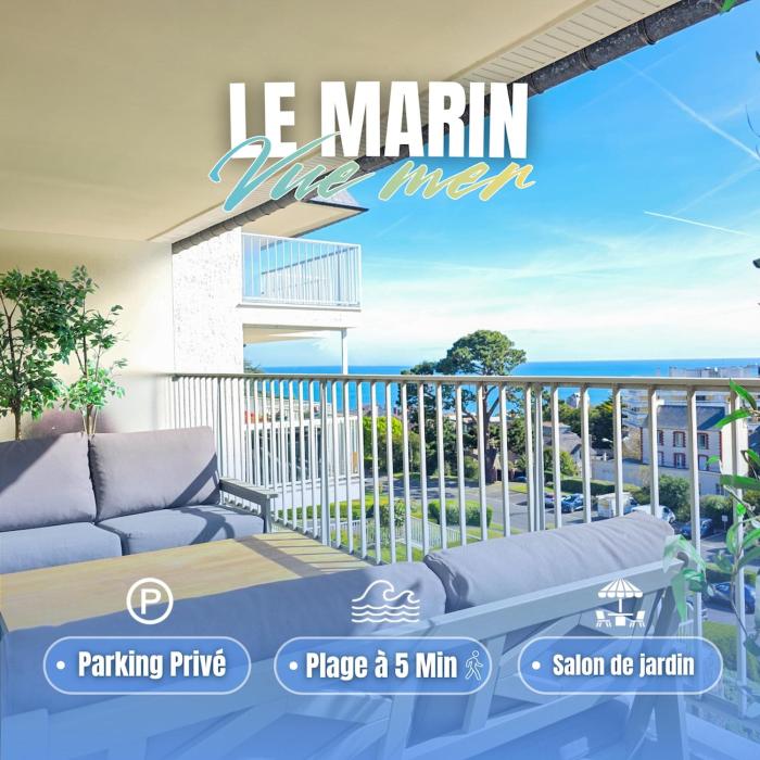 Le Marin, vue mer dexception avec balcon filant