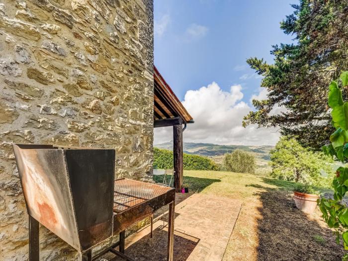 Belvilla by OYO Typical country house with pool