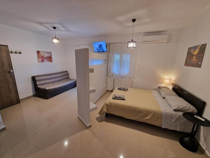 Dianas Cozy 30 Studio