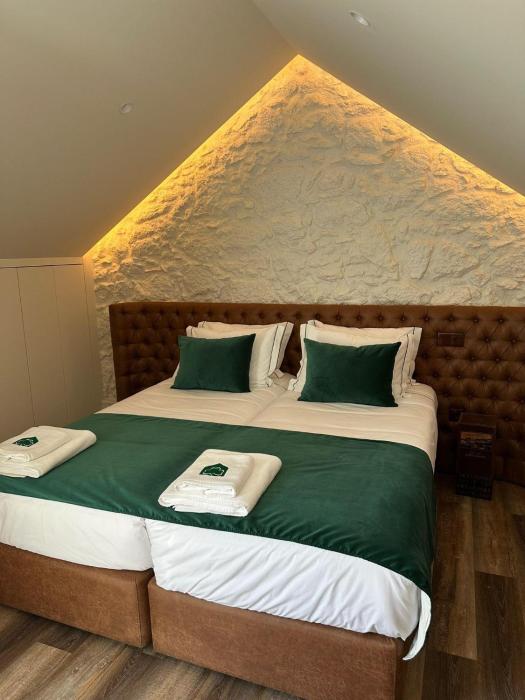 Celtic Lodge - Guest House