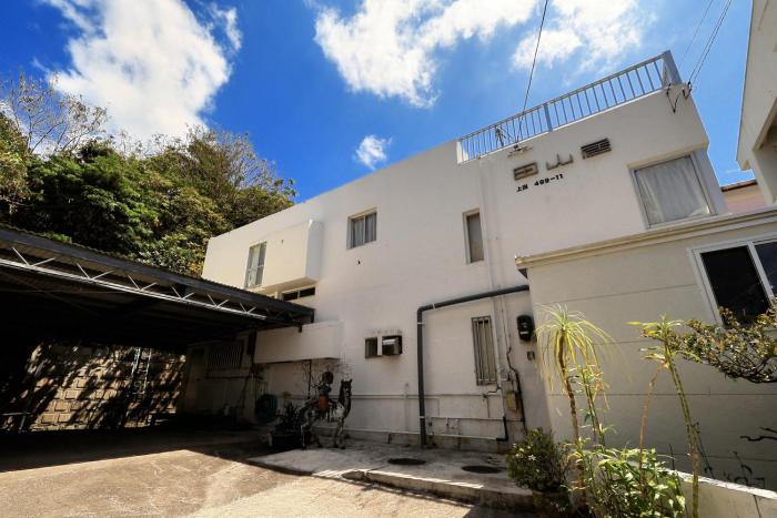 田山居 沖縄の暮らしに溶け込む一戸建て 最大8名 駐車場あり