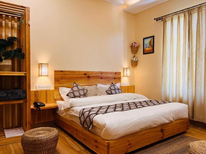 Hotel Dynasty Near IGI Airport