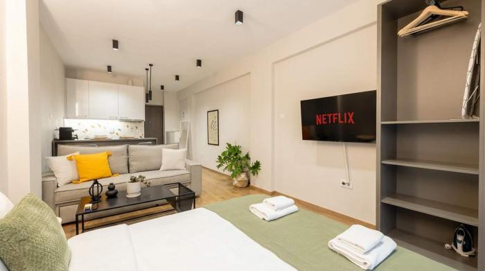 Trendy Studio Suite in Downtown Thessaloniki
