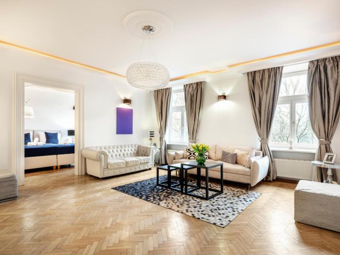Tyzenhauz Apartments Old Town
