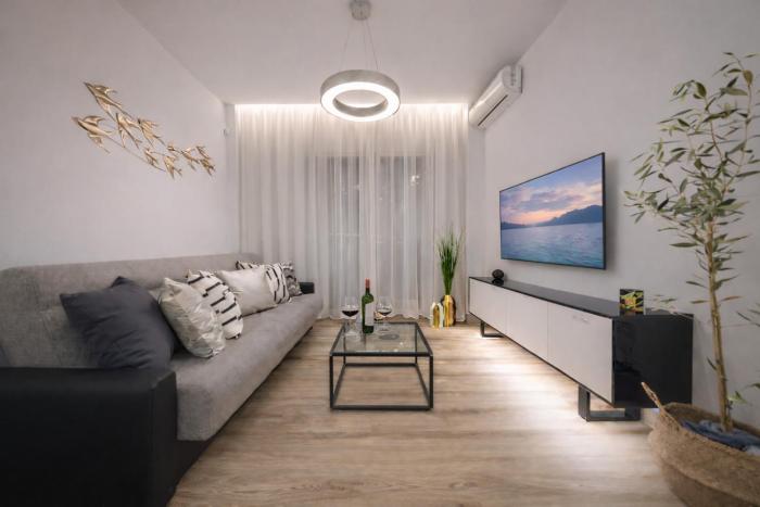 Stylish Central Athens Apartment Cozy & Modern