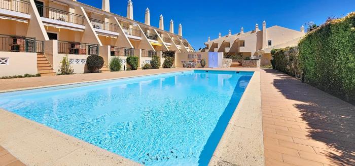 Villa Sun Rafael Moradia Geminada com Piscina