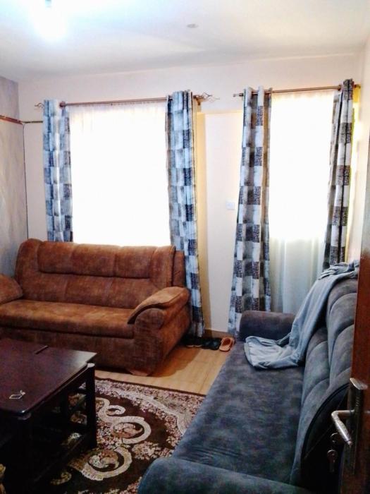 Sams Cozy 2 bedroom with free WiFi and free secure parking